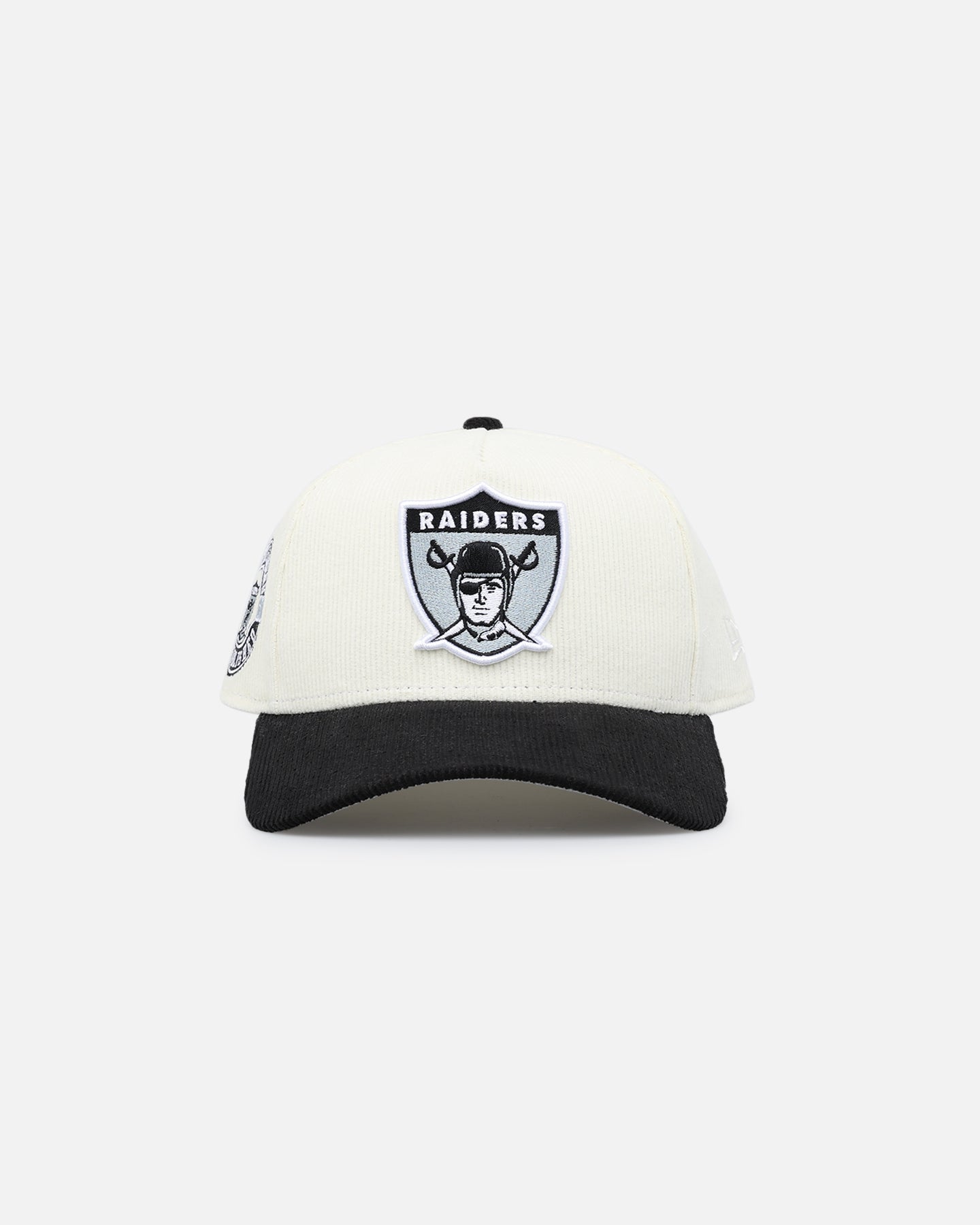 New Era Oakland Raiders 'NFL 2-Tone Corduroy' 9FORTY A-Frame Snapback Chrome/Black