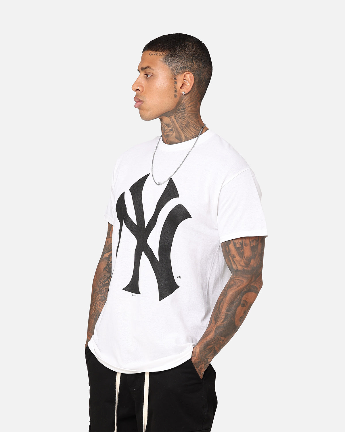 Majestic Athletic New York Yankees Prism Logo T-Shirt Vintage White